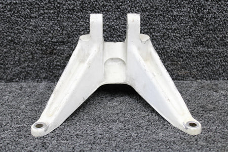 Cessna Aircraft Parts 2443001-3 Cessna 172RG Nose Gear Actuator Fitting