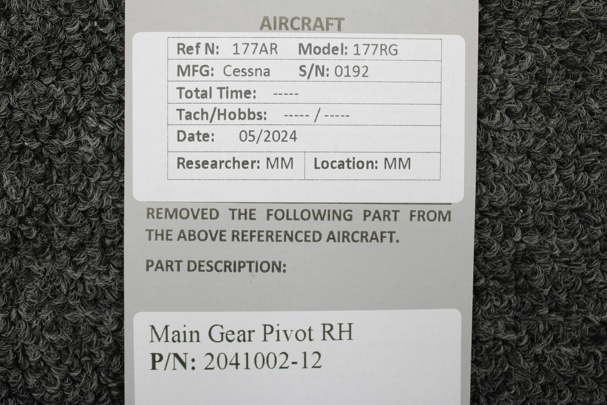 Cessna Aircraft Parts 2041002-12 Cessna 177RG Main Gear Pivot RH