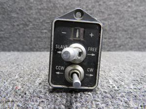 Bendix KA-51B Slaving Accessory (Worn Data Plate) (Broken Mount)