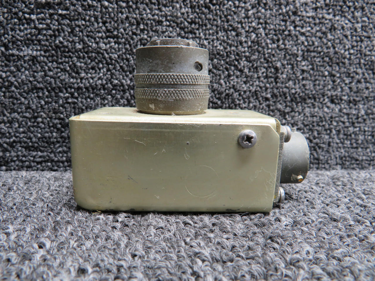 Collins 522-2737-004 Collins 582A-4 Corrector