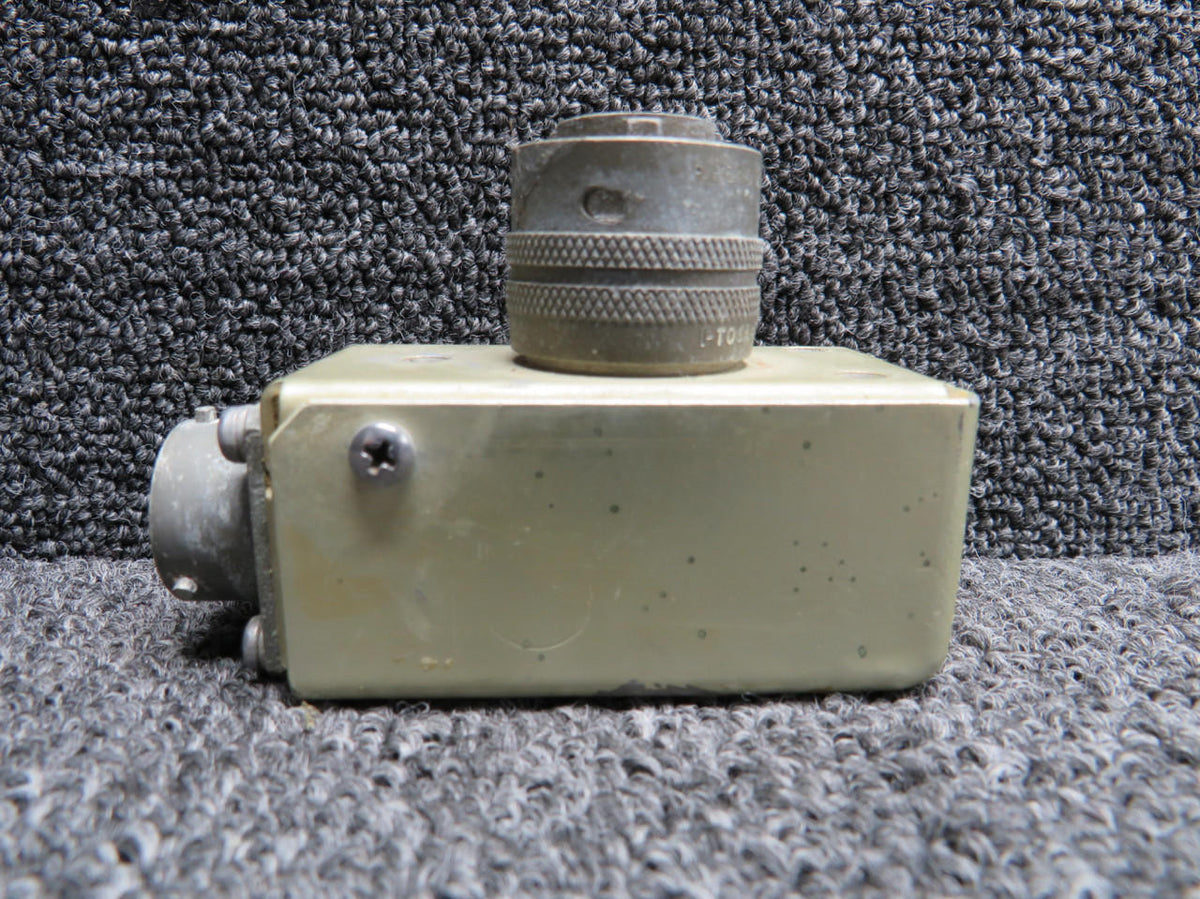 Collins 522-2737-004 Collins 582A-4 Corrector