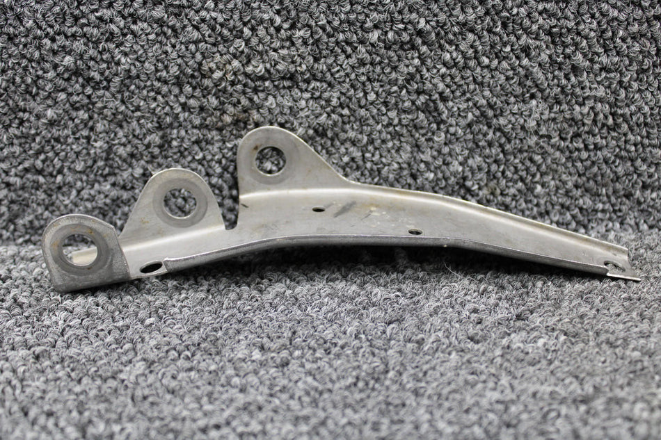 Cessna Aircraft Parts 6241108-34 Cessna 650 Landing Gear Brake Line Bracket Upper