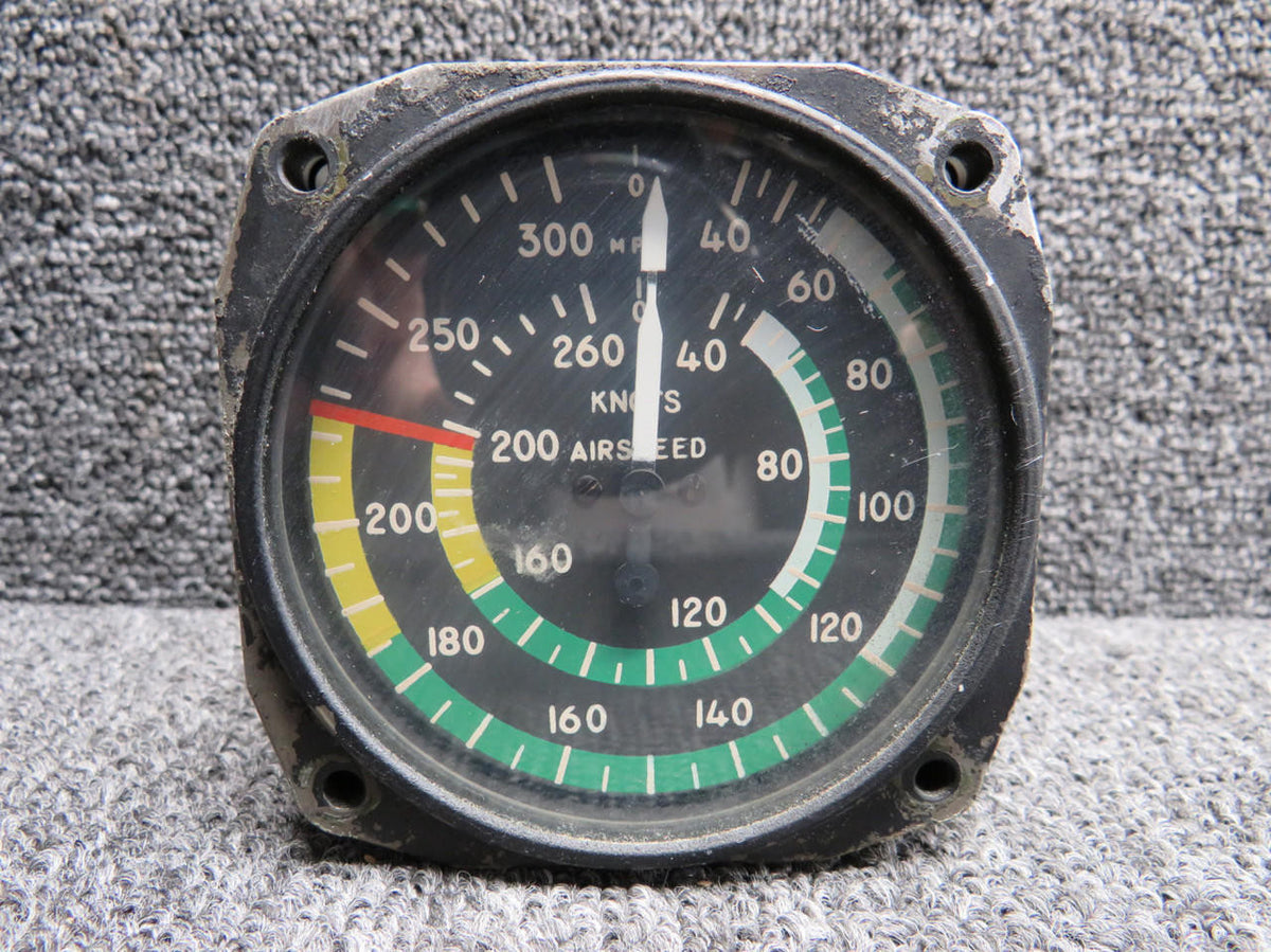 Garwin 22-695-04 Garwin Airspeed Indicator (Knots: 40-260)