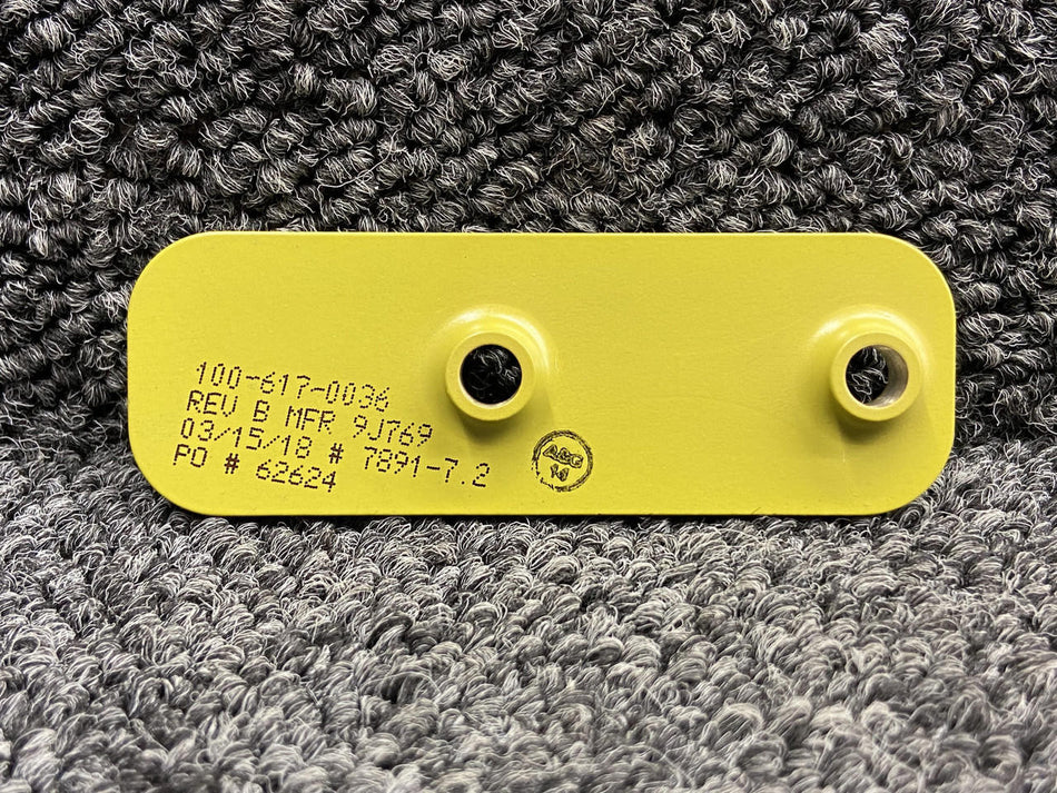 Kodiak 100-617-0036 Kodiak 100 Outboard Rudder Pedal Mount