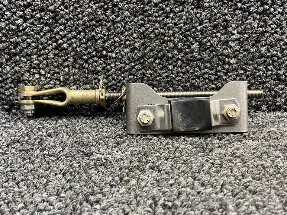 Kodiak 100-179-1063, 100-179-1065 Kodiak Engine Oil Cooler Saddle Clamp Torsion Clip
