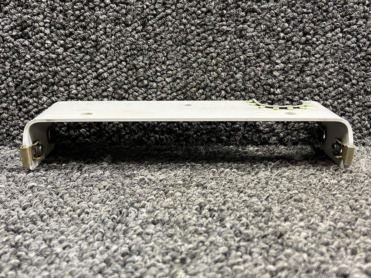 Kodiak 100-179-1062-02 Kodiak 100 Oil Cooler Mounting End Plate