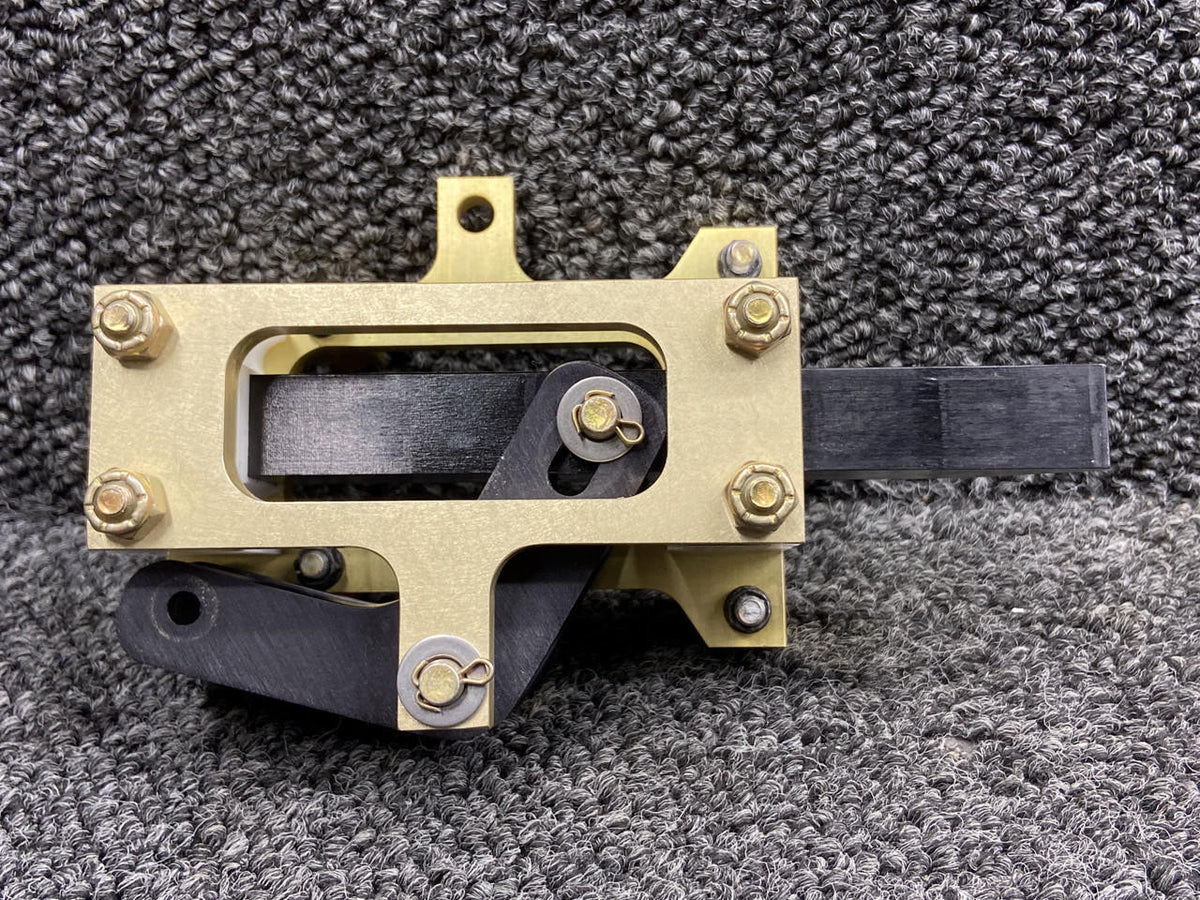 Kodiak 100-260-1712-01 Kodiak 100 Crew Door Latch Pin Assembly