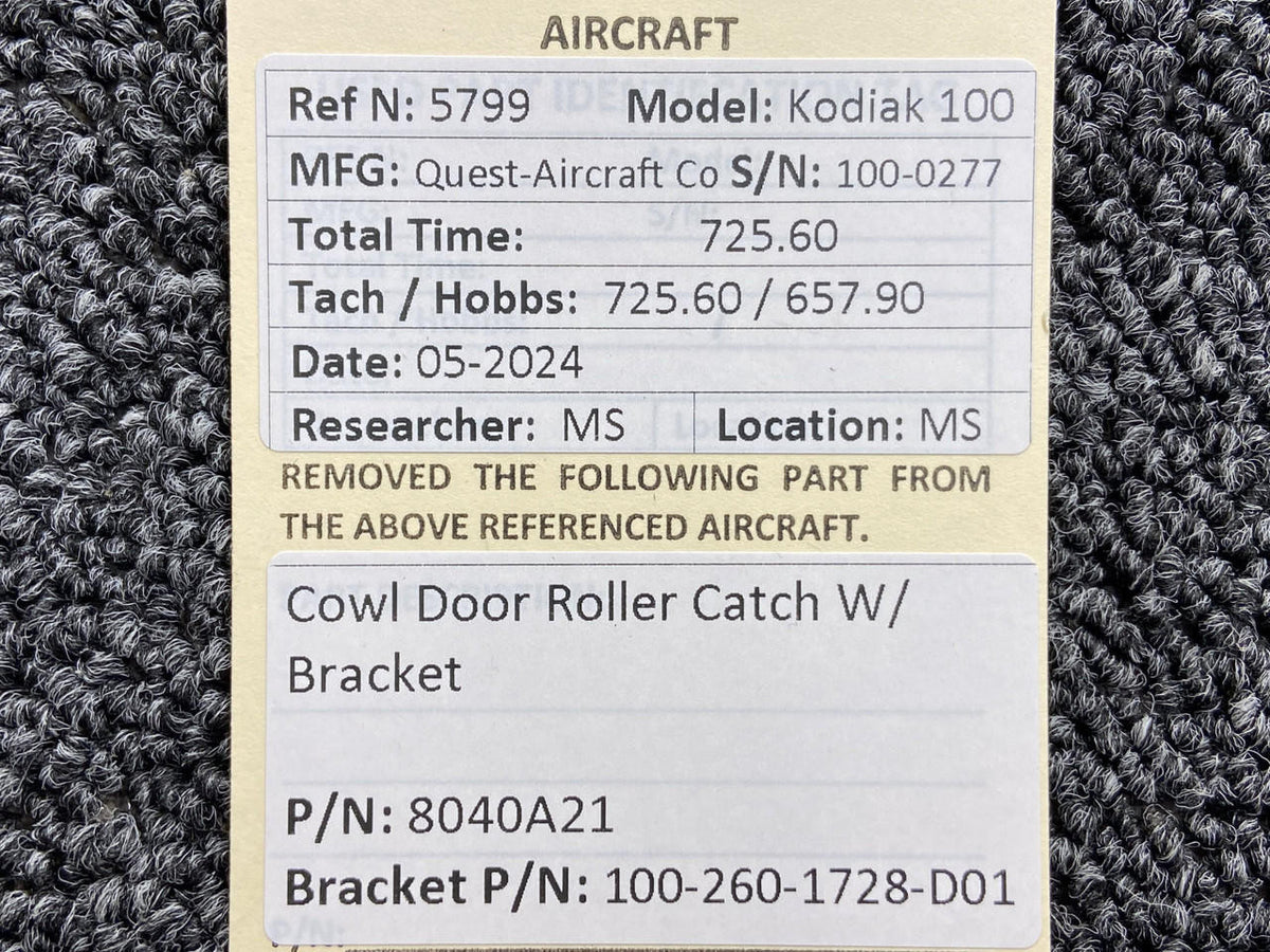 Kodiak 8040A21, 100-260-1728-D01 Kodiak 100 Cowl Door Roller Catch w Bracket