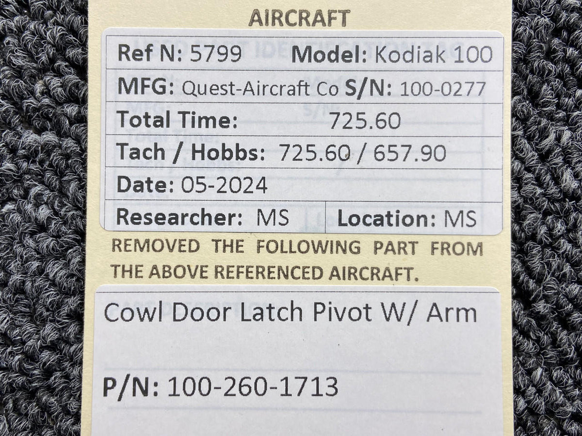 Kodiak 100-260-1713 Kodiak 100 Cowl Door Latch Pivot w Arm