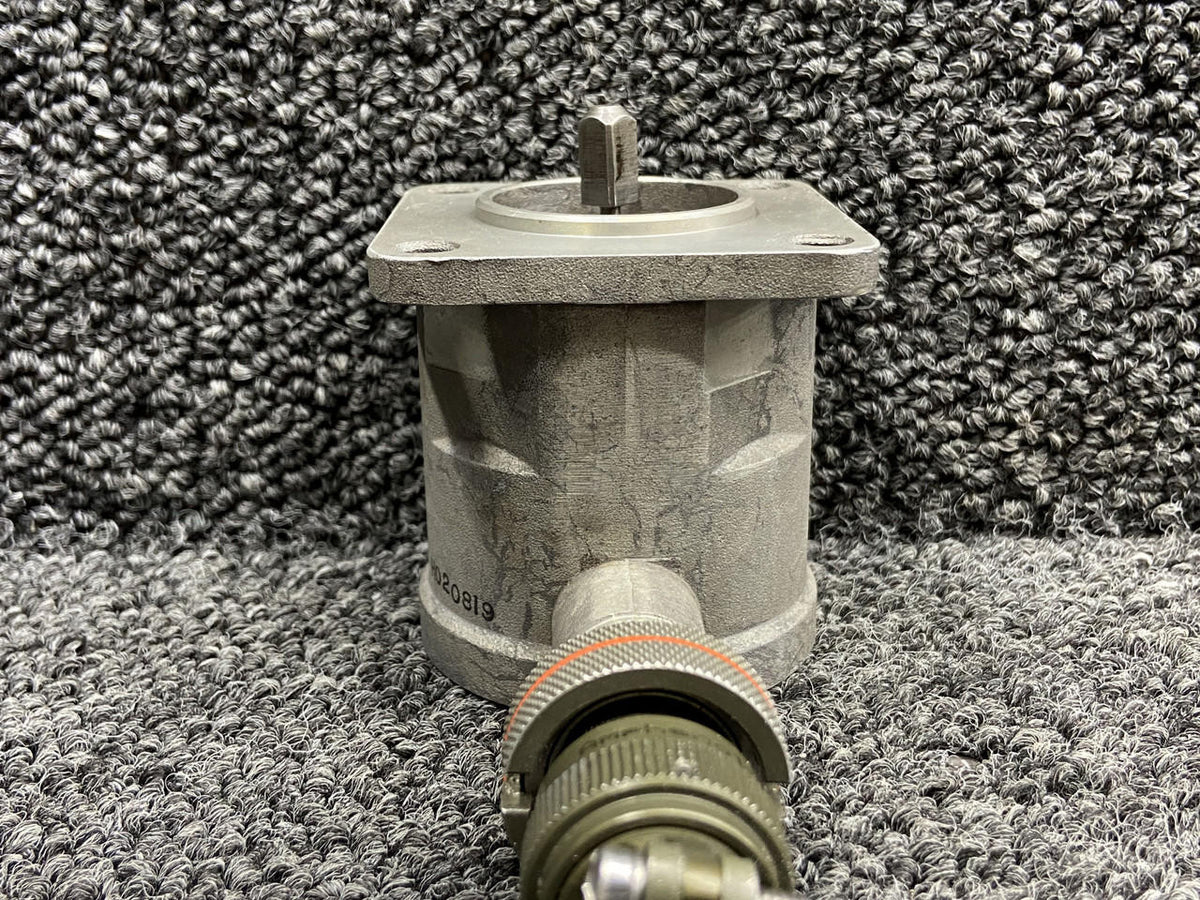 Globe Motors 25140/22A703 PT6A-34 Globe Motors Tachometer Generator (21V)