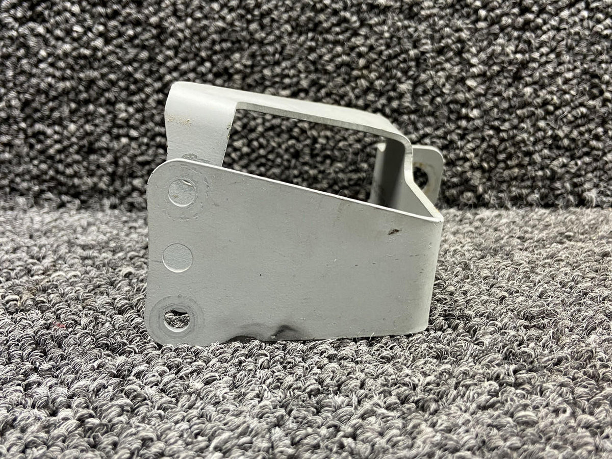 Kodiak 100-161-3052 Kodiak 100 Engine Propeller Control Mounting Bracket