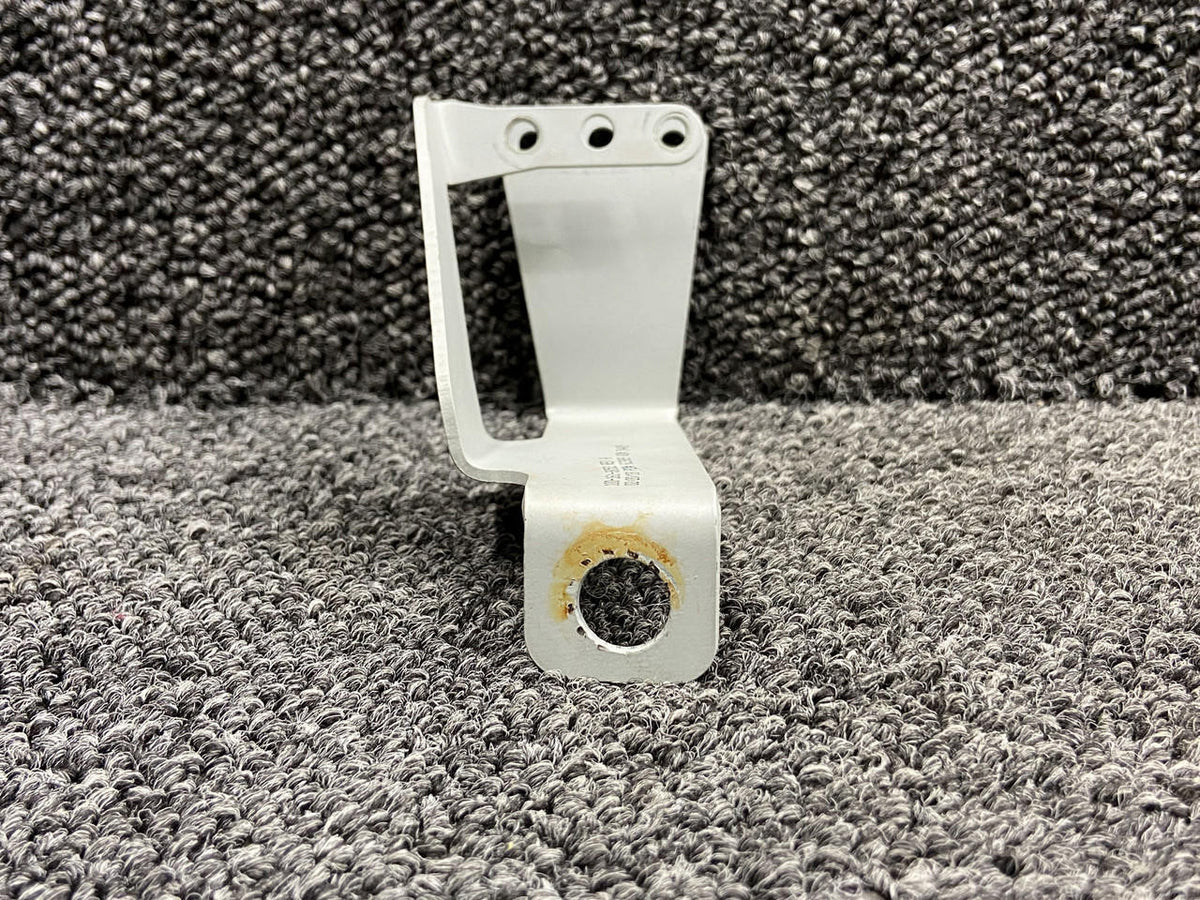 Kodiak 100-161-3052 Kodiak 100 Engine Propeller Control Mounting Bracket
