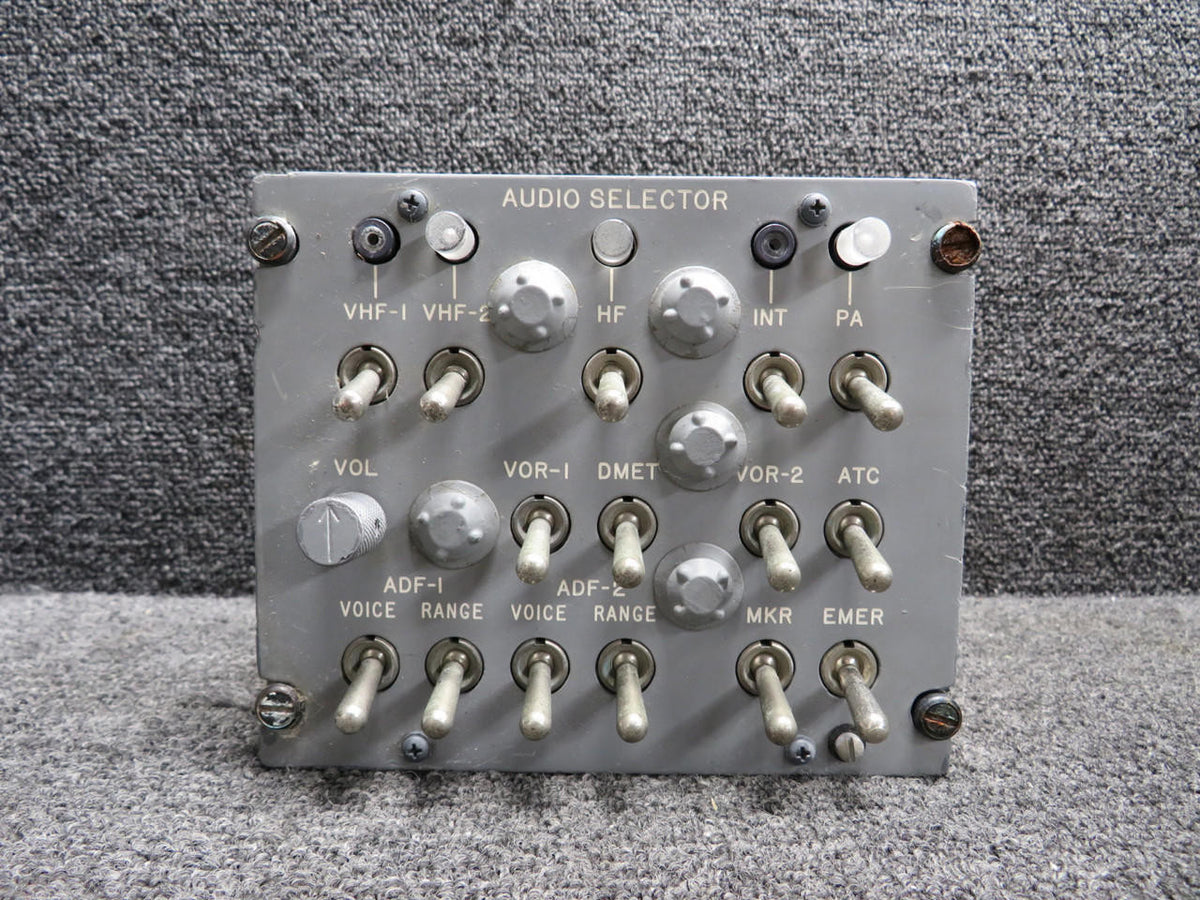 Gables G-909A-1 Gables Audio Selector (Missing Buttons)