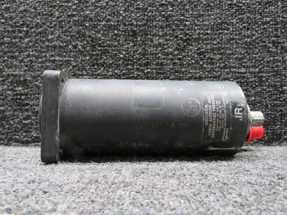 kollsman A33561-10-001 Kollsman Cabin Altitude and Differential Pressure Indicator