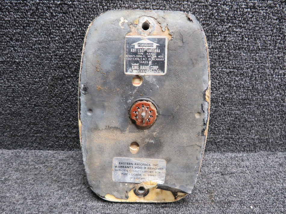 071-1006-11 King Radio KA-42 ADF Loop Antenna (White) (Worn Paint)