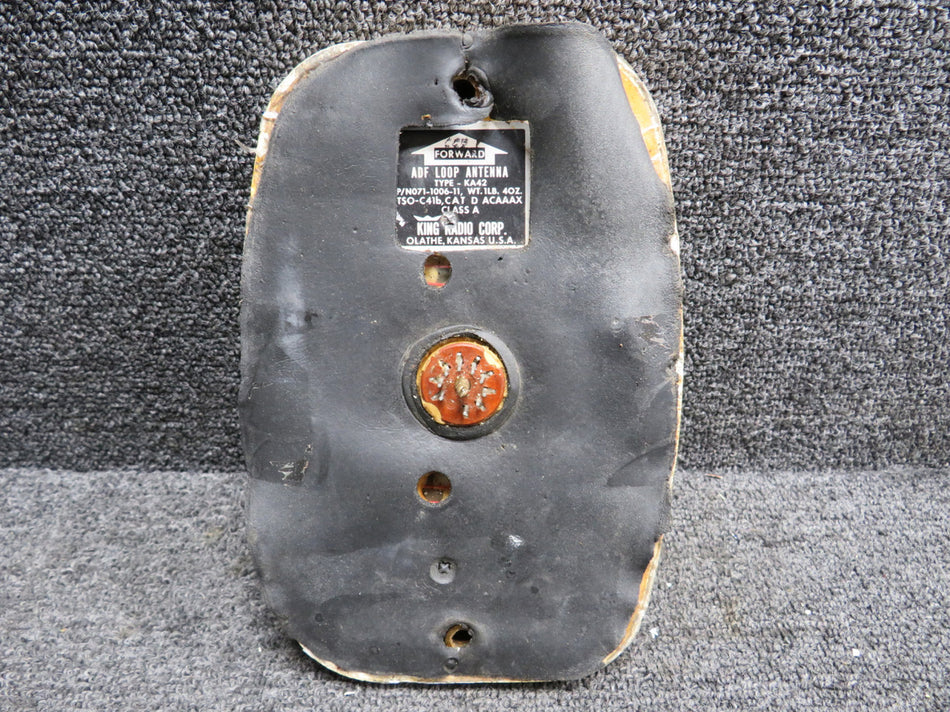 071-1006-11 King Radio KA-42 ADF Loop Antenna (Yellowed) (Cracked) (Core)