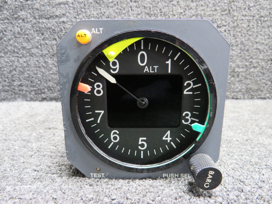 9D-80130-16 Innovative Solutions Air Data Display Unit w Mods & Added Ind (28V)