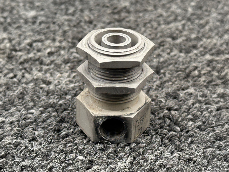 752-583 (Use: 479-451) Zep Oxygen Outlet Valve Assembly