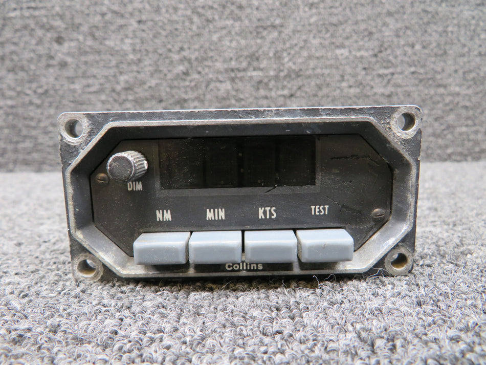 622-3915-001 Collins IND-40 DME Indicator (Worn Mount Holes and Casing)