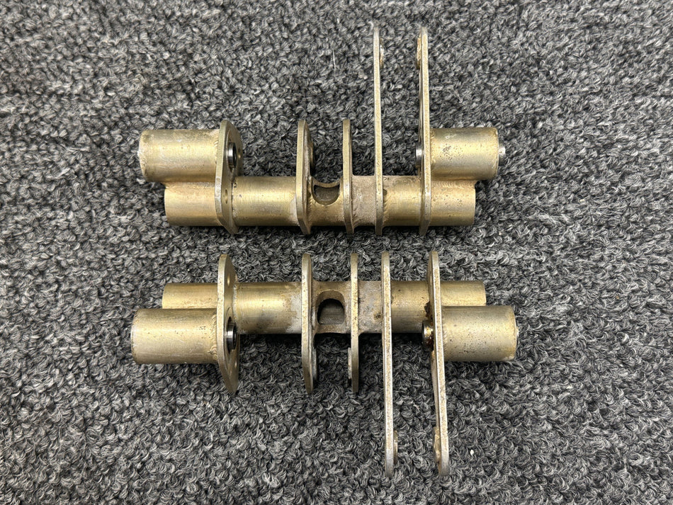 Piper PA23-250 Aft Aileron Bellcrank Assembly LH and RH