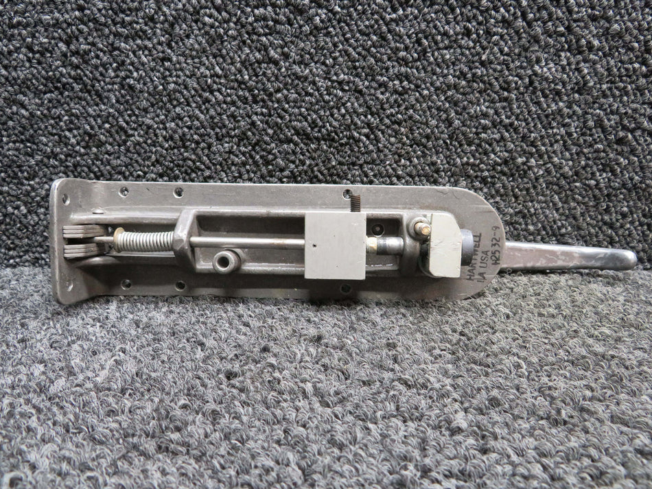 H2532-9 Hartwell Baggage Door Latch Assembly