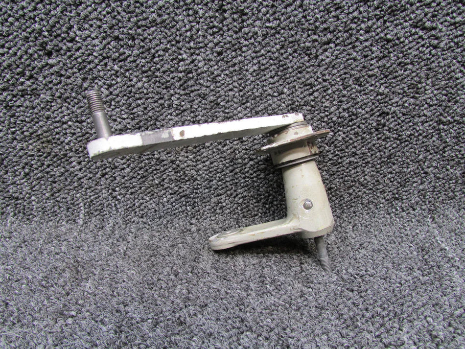 5045001-7 (FSO: 5045001-201) Cessna 414 Door Actuator Crank Assembly LH