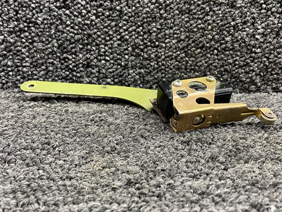 5045028-4, BZ7RT04 Cessna 414 Landing Gear Down Limit Switch Bracket w Switch