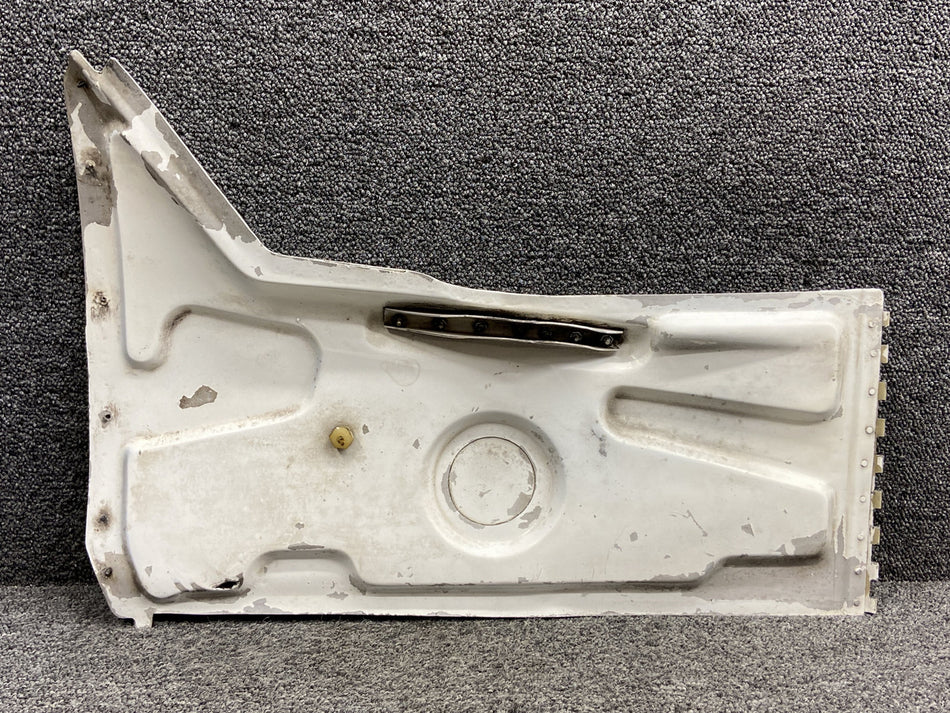 0826002-203 (Use: 0826002-209) Cessna 414 Outboard Main Gear Door Assembly RH
