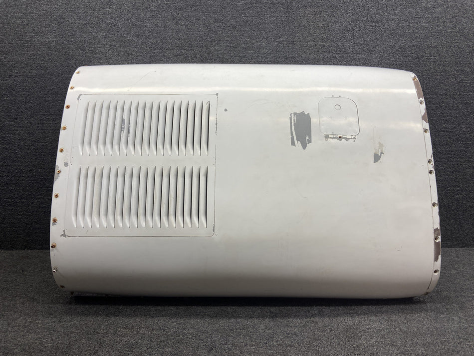 5652001-201 Cessna 414 Upper Cowling Assembly RH (Minor Hail and Corrosion)