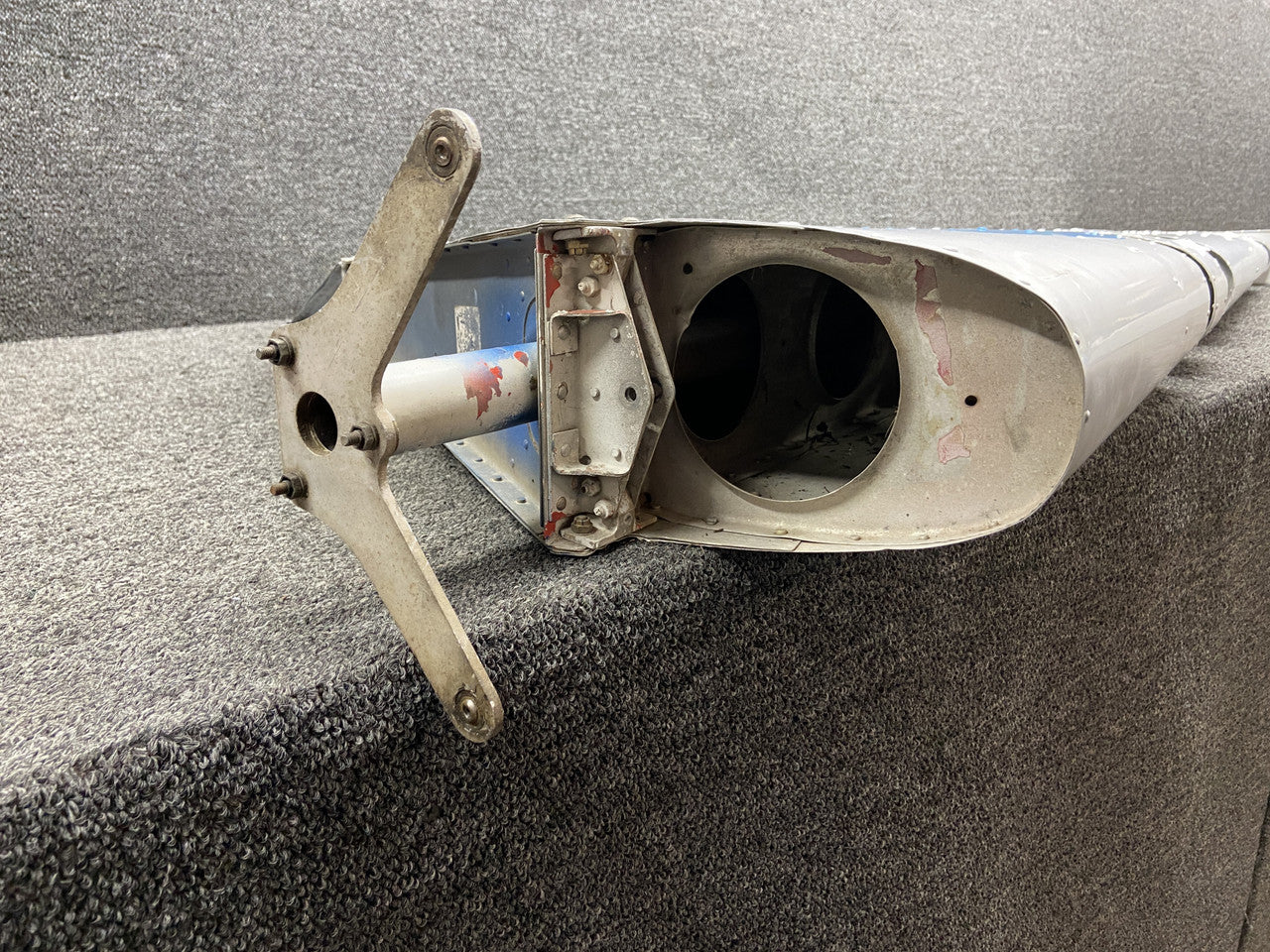 5133000-200, 5133015-1 Cessna 414 Rudder Assembly with Trim Tab