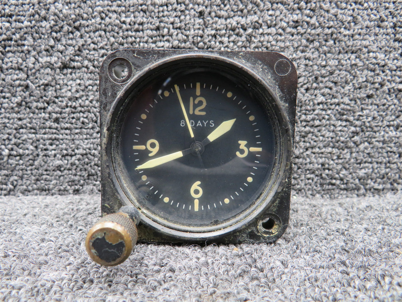 Linear Technology DC2274A-A 本体 22809-T-L-IA Waltham AN-5743-TLIA Clock (Worn Knob and Face) – BAS