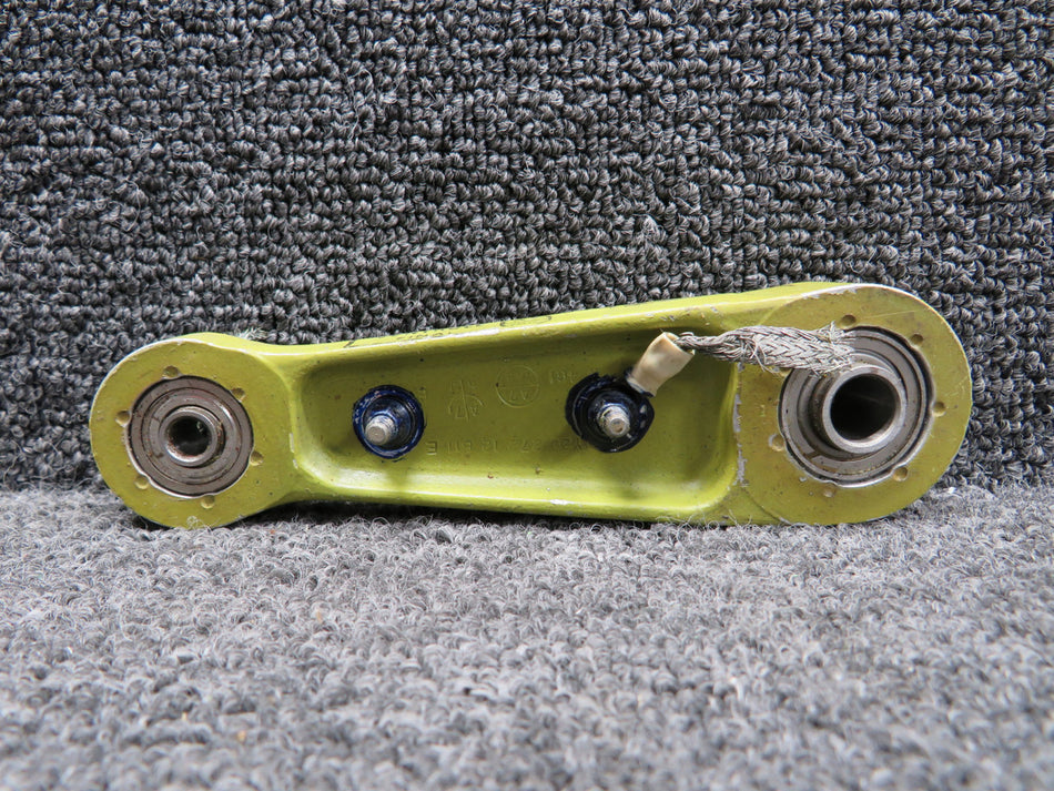 MY20272-12810 Bellcrank Control Assembly