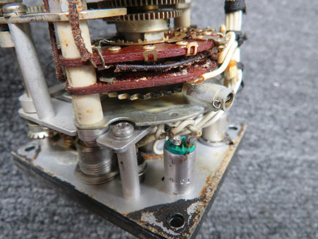 Does Not Apply VHF Nav-2 Controller Unit (Corroded) (Core)