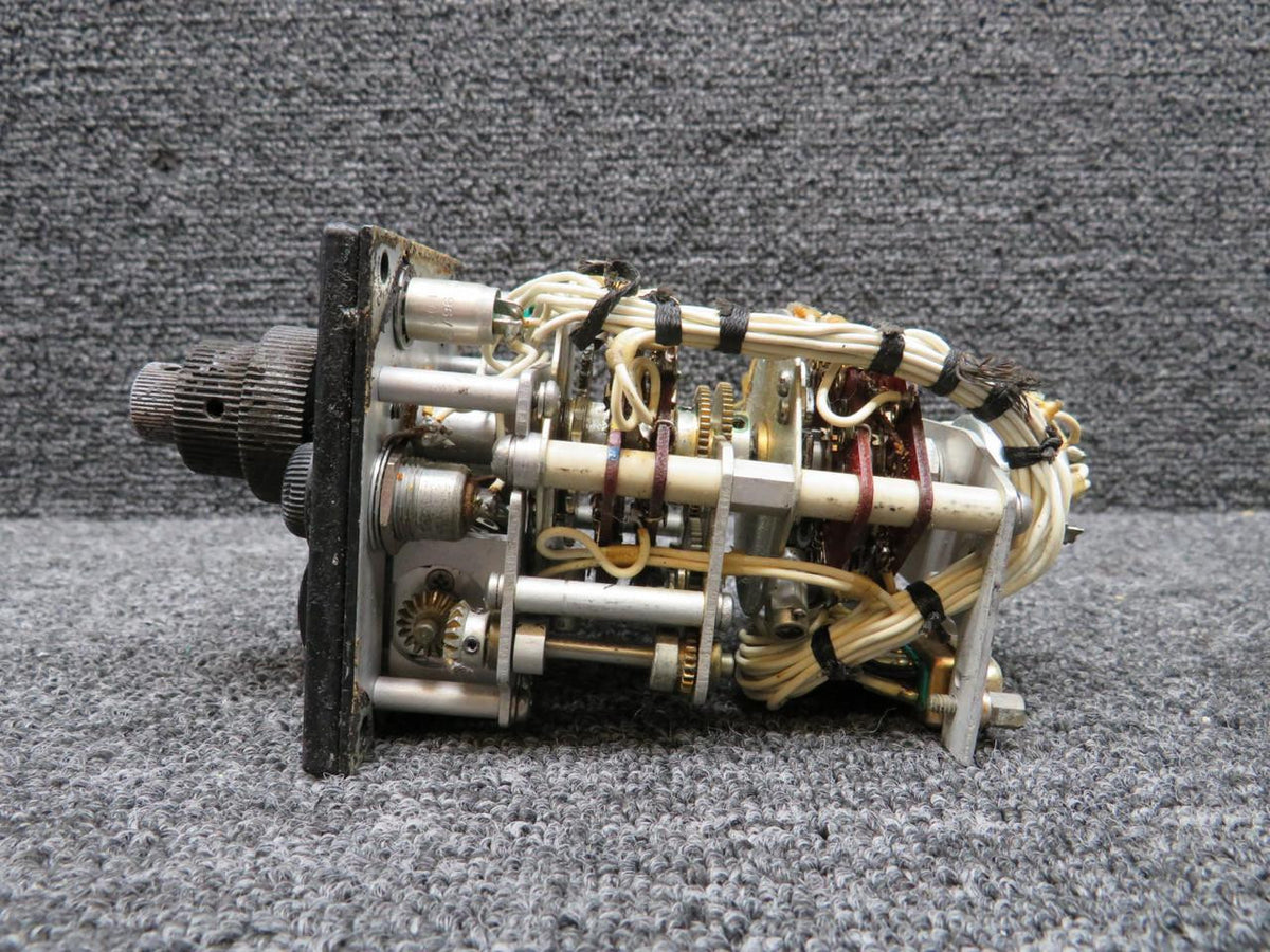 Does Not Apply VHF Nav-2 Controller Unit (Corroded) (Core)