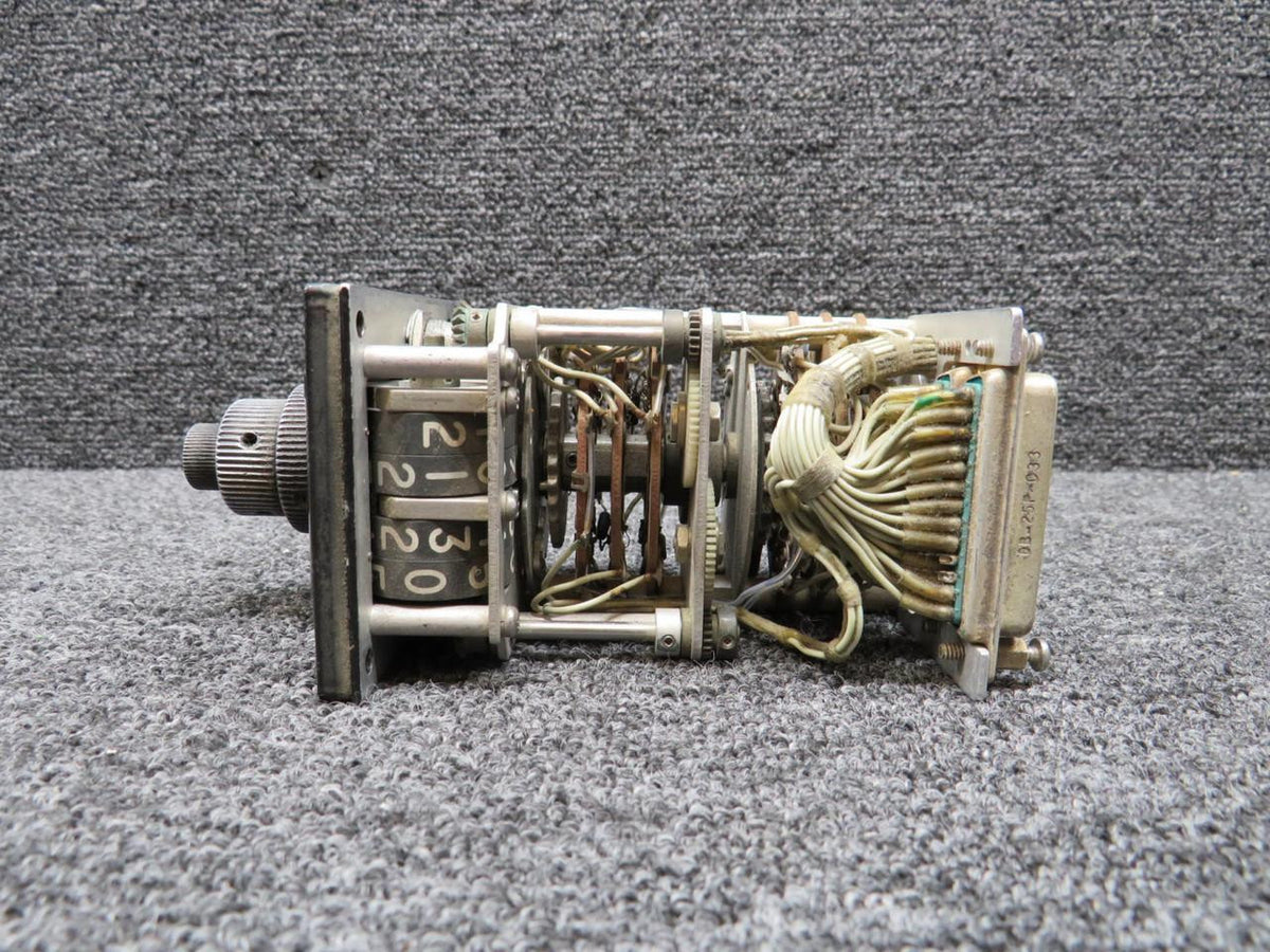 Does Not Apply VHF Nav-1 Control Unit (Worn Knobs)