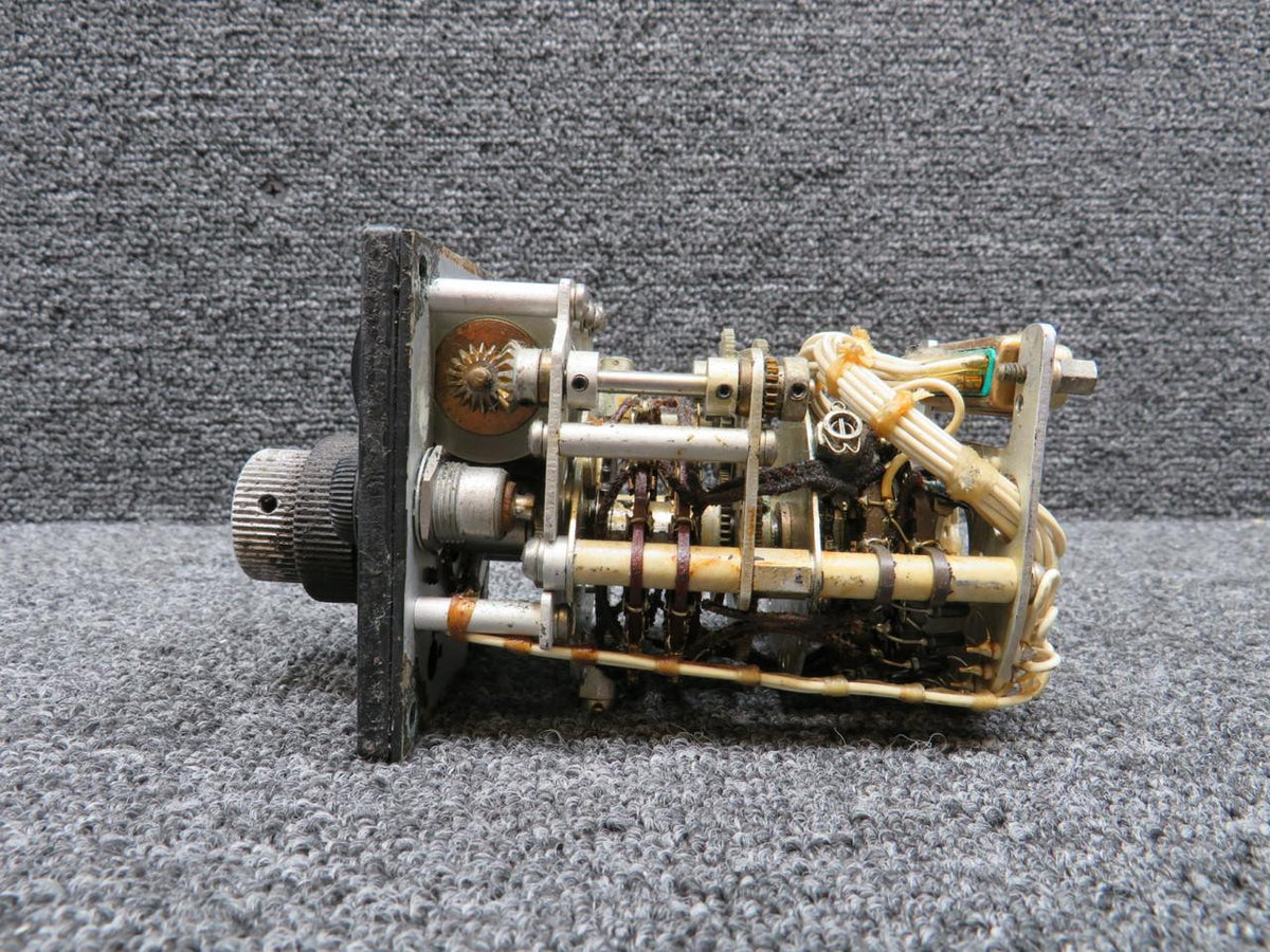 Does Not Apply VHF Comm-1B Communications Control Unit (Worn Knob and Inner Components)