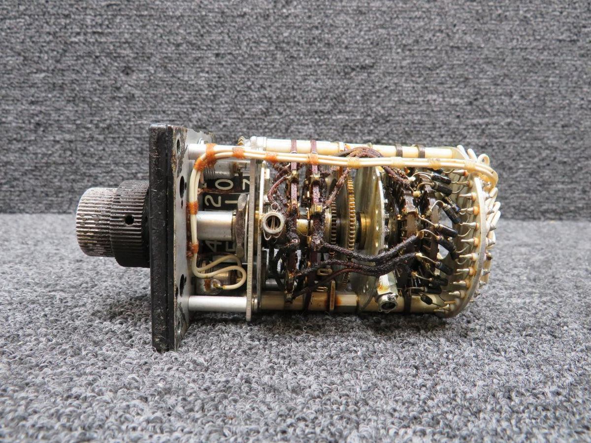 Does Not Apply VHF Comm-1B Communications Control Unit (Worn Knob and Inner Components)
