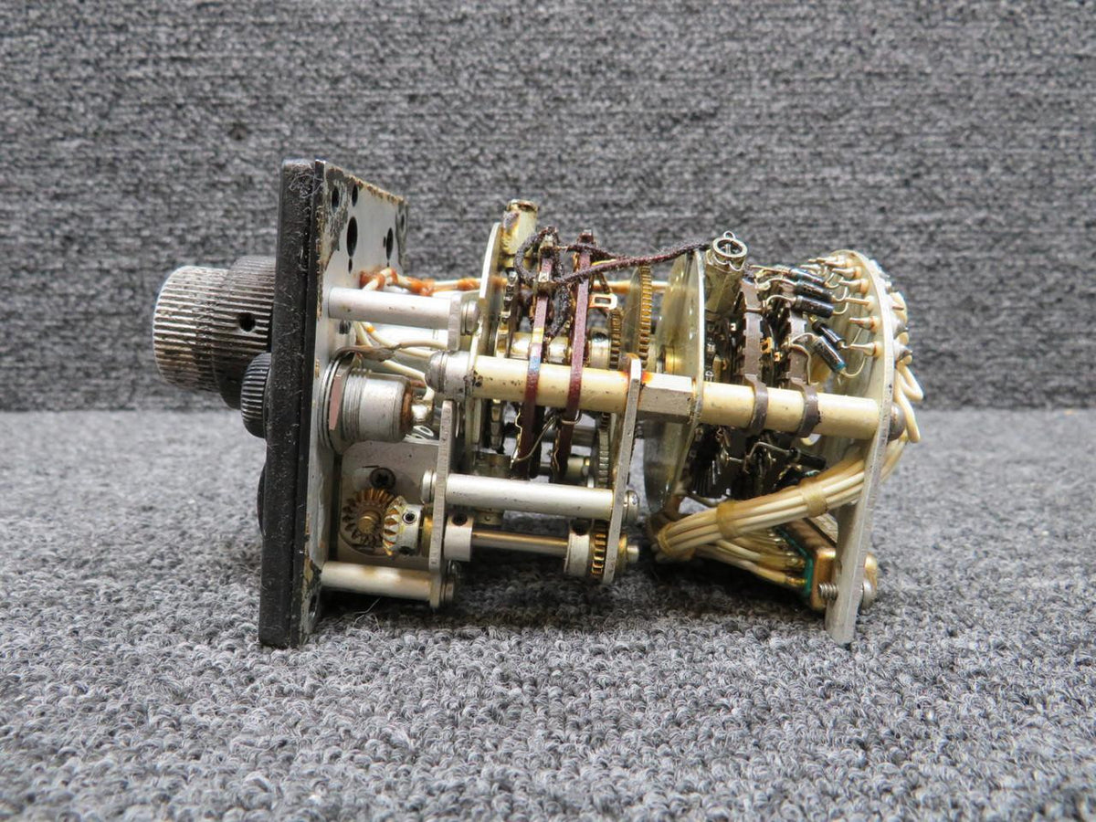 Does Not Apply VHF Comm-1B Communications Control Unit (Worn Knob and Inner Components)
