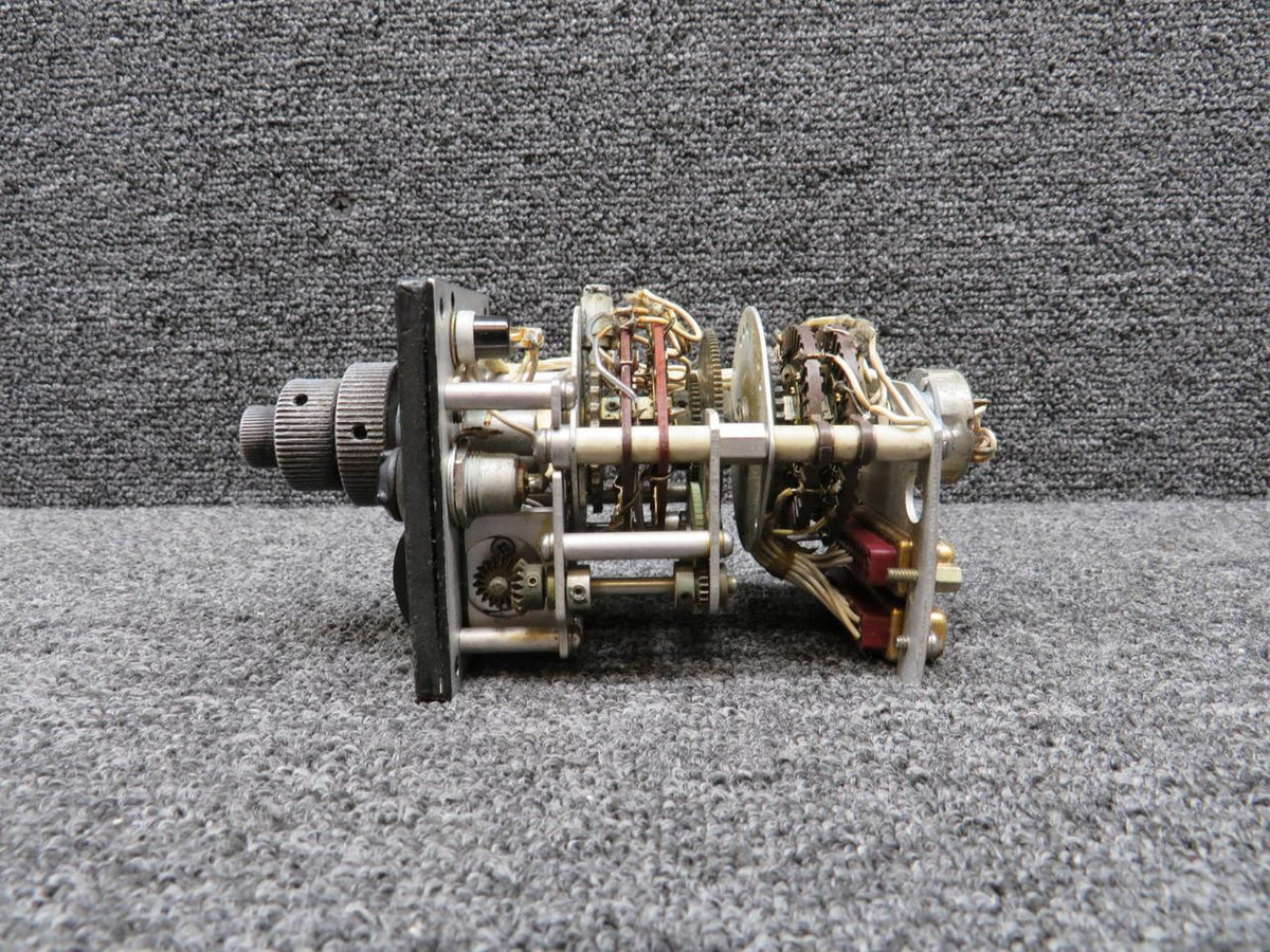 Fairchild Aviation Fairchild SA-226-TC VHF Comm-1 Communication Control (Worn Face)