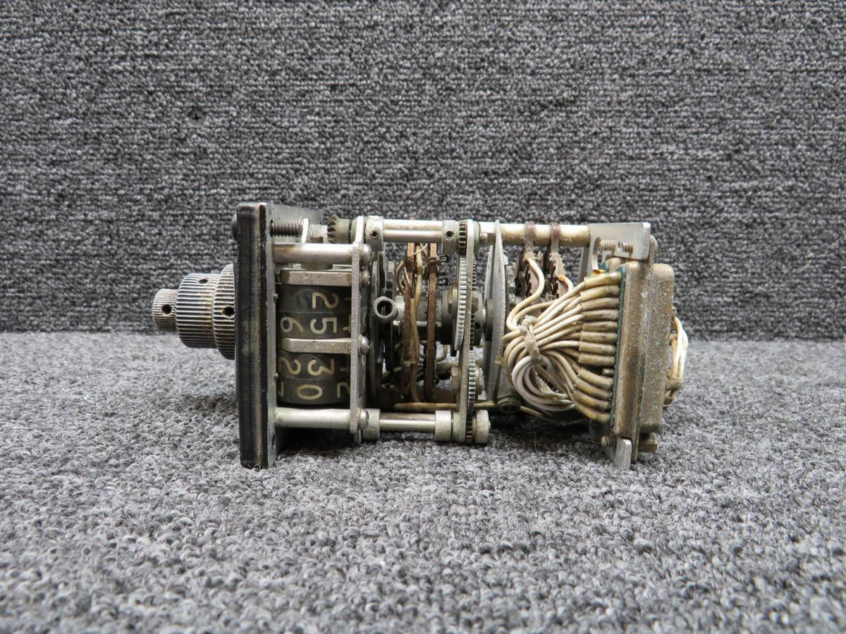 Fairchild Aviation Fairchild SA-226-TC VHF Comm-2 Communication Control (Worn Knobs)