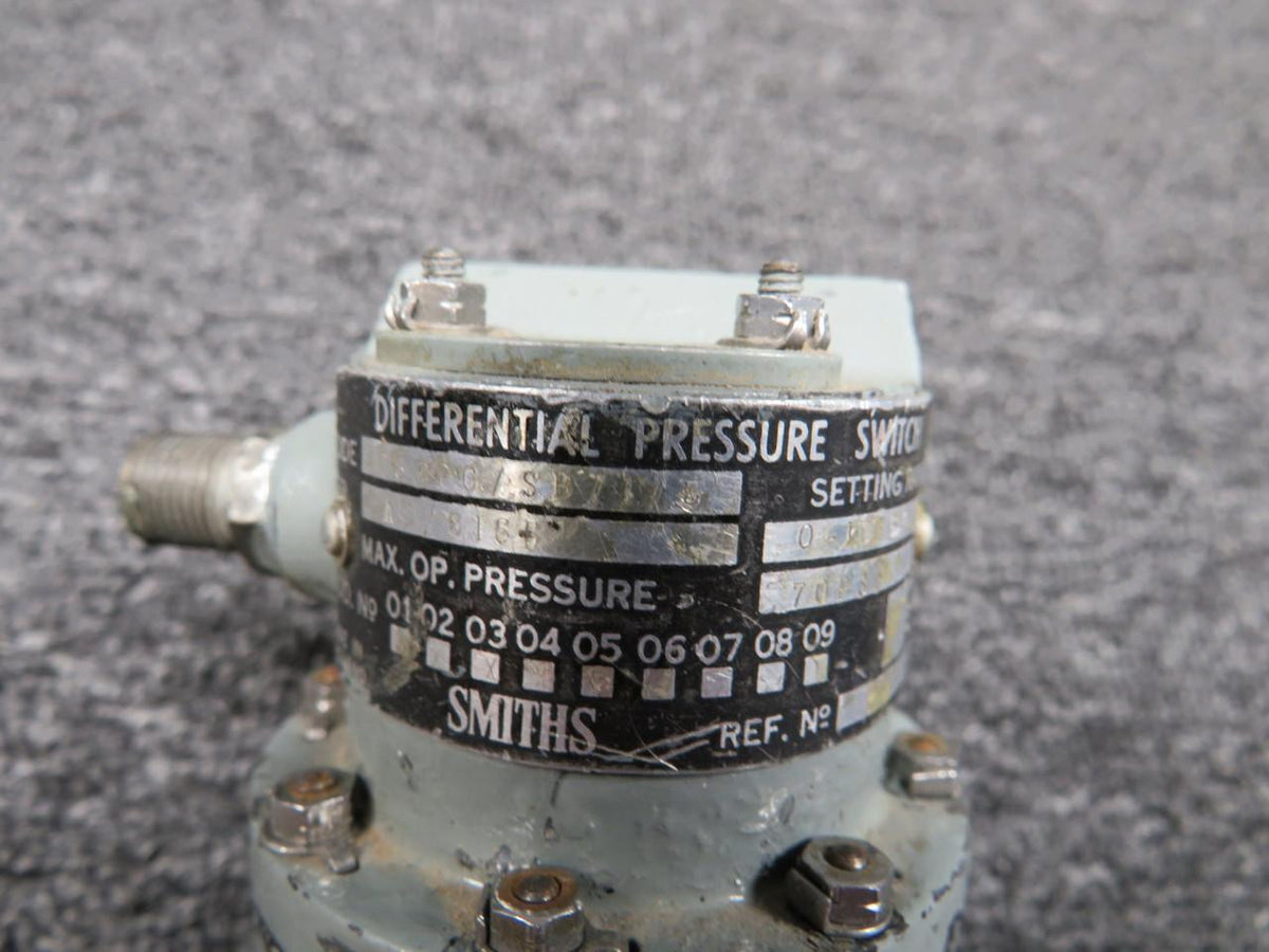 Smiths 1183PG-SB-1-3 Smiths Differential Pressure Switch with Mods (Worn Paint)