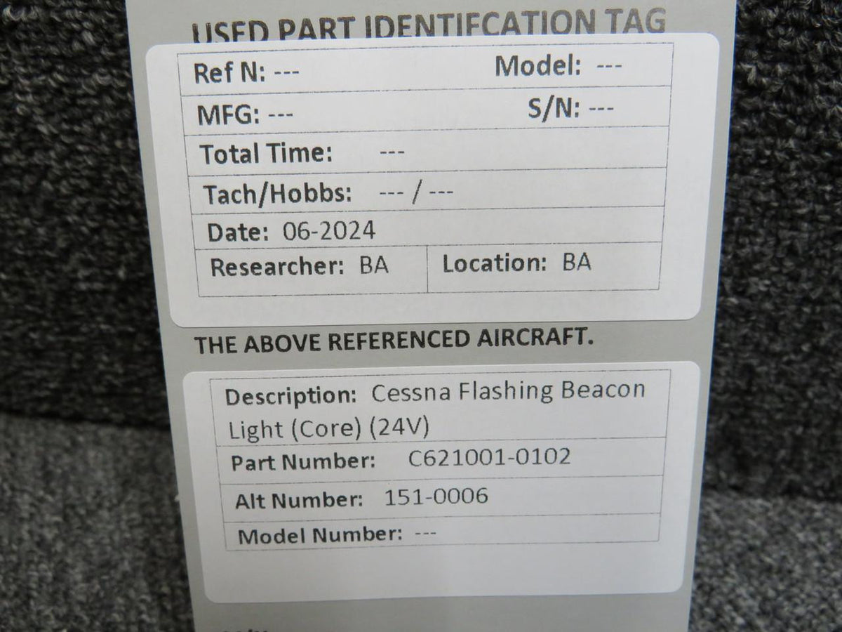 Cessna Aircraft Parts C621001-0102 (Use: 151-0006) Cessna Flashing Beacon (24V) (Core)