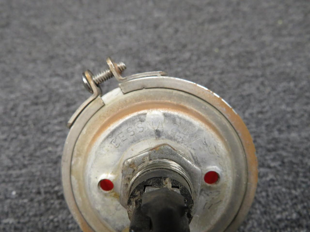 Cessna Aircraft Parts C621001-0102 (Use: 151-0006) Cessna Flashing Beacon (Volts: 24)