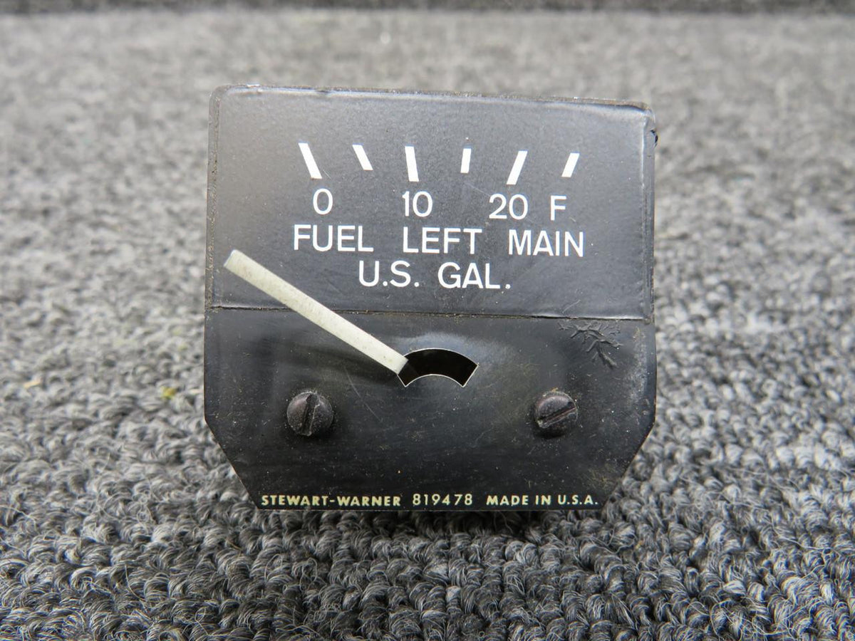 Stewart-Warner 819478 Stewart-Warner Left Main Fuel Quantity Indicator (Rusted) (Core)
