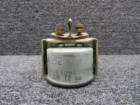 Beechcraft 95-380018 (Alt: 5644652) Beechcraft Fuel Quantity Indicator (Worn Inner Face)
