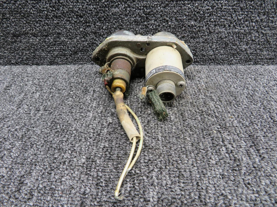 Embraer 31-0725-2 Embraer EMB-110P1 Tail Strobe Light Assembly (Burnt Bulb)