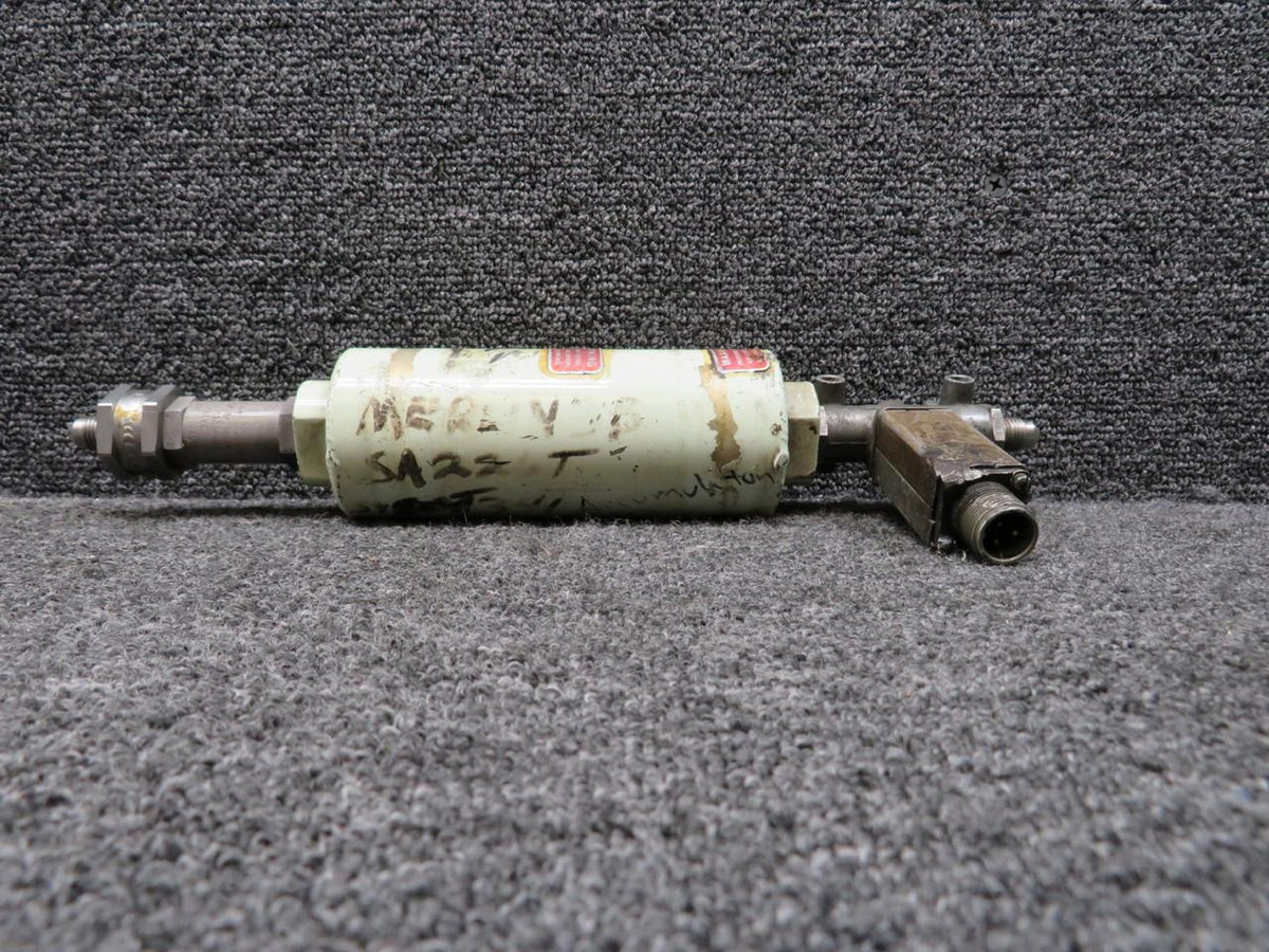 Valcor V5000-121 Valcor ENG Corp Valve Shut Off Flow with Pressure Vessel & Check Valve