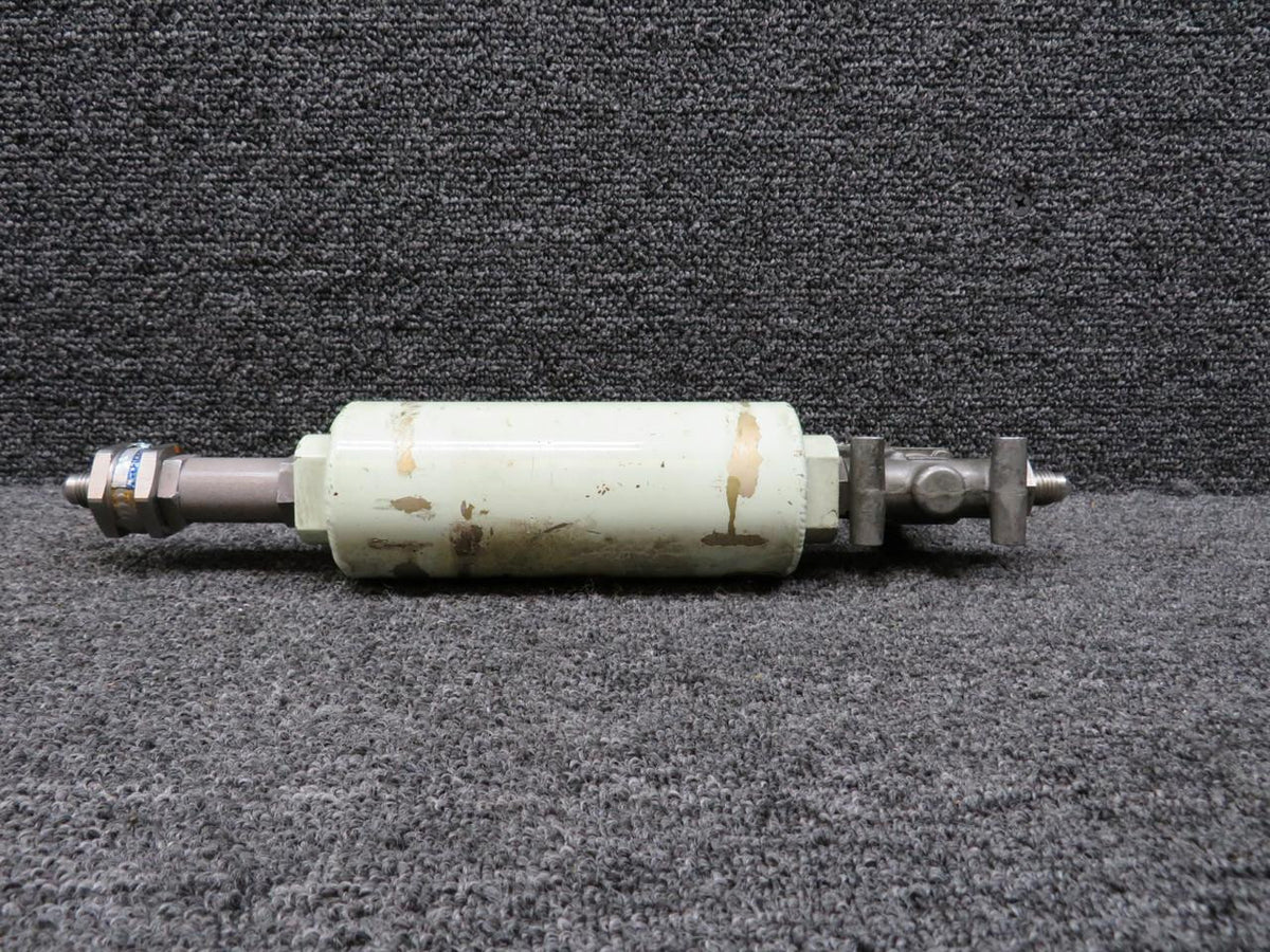 Valcor V5000-121 Valcor ENG Corp Valve Shut Off Flow with Pressure Vessel & Check Valve
