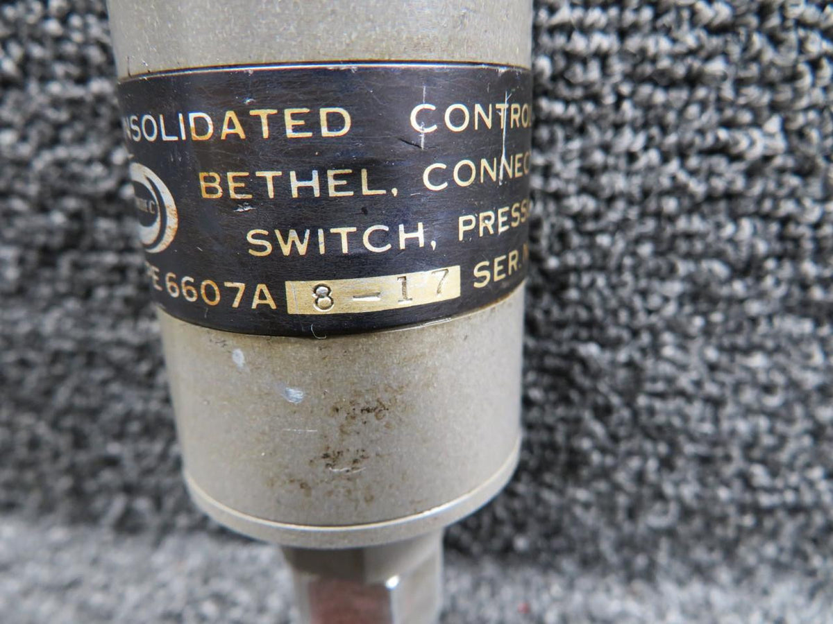 Consolidated Controls 6607A-8-17 Consolidated Controls Pressure Switch