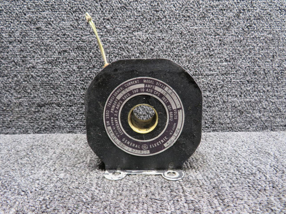 General Electric 9JY23EA1 General Electric Current Transformer (Volts: 115, Amps: 100)
